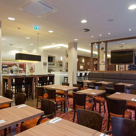 Hampton By Hilton Nuernberg City Center Exterior photo