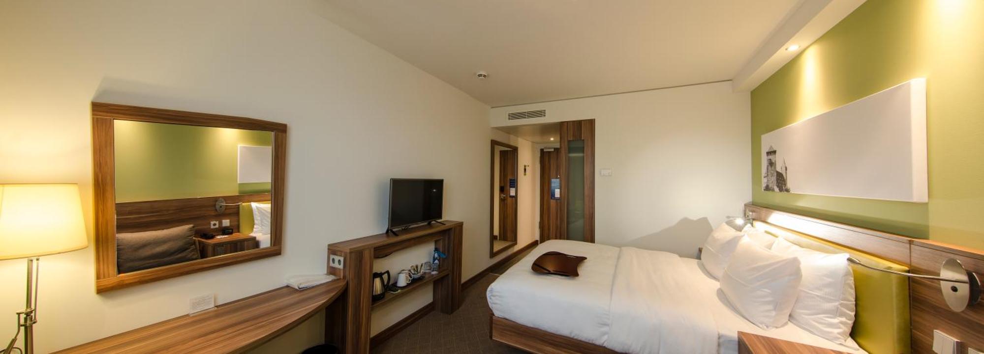 Hampton By Hilton Nuernberg City Center Exterior photo