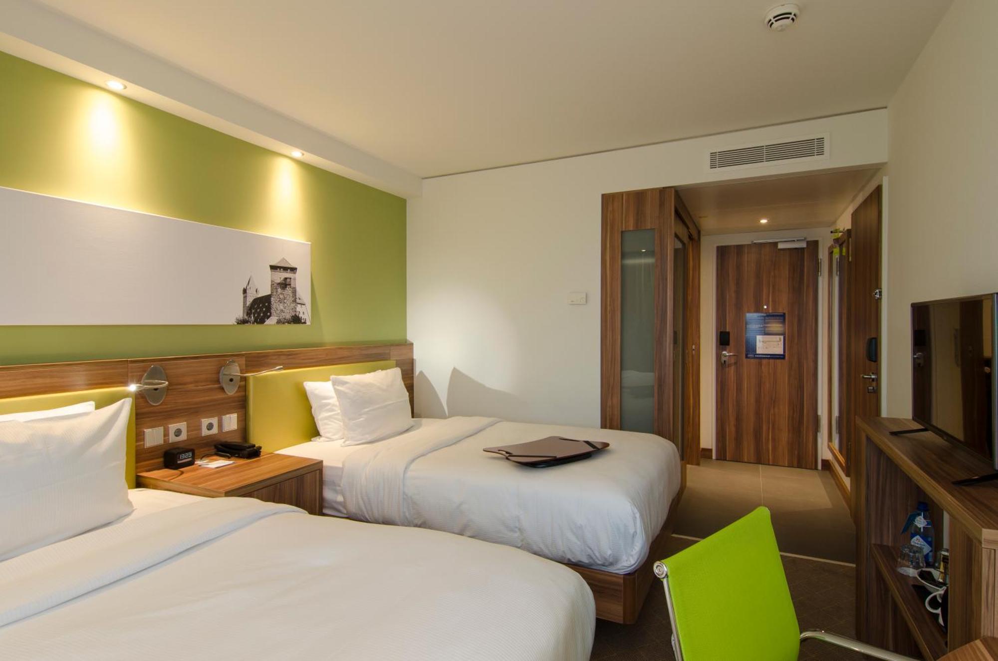 Hampton By Hilton Nuernberg City Center Exterior photo