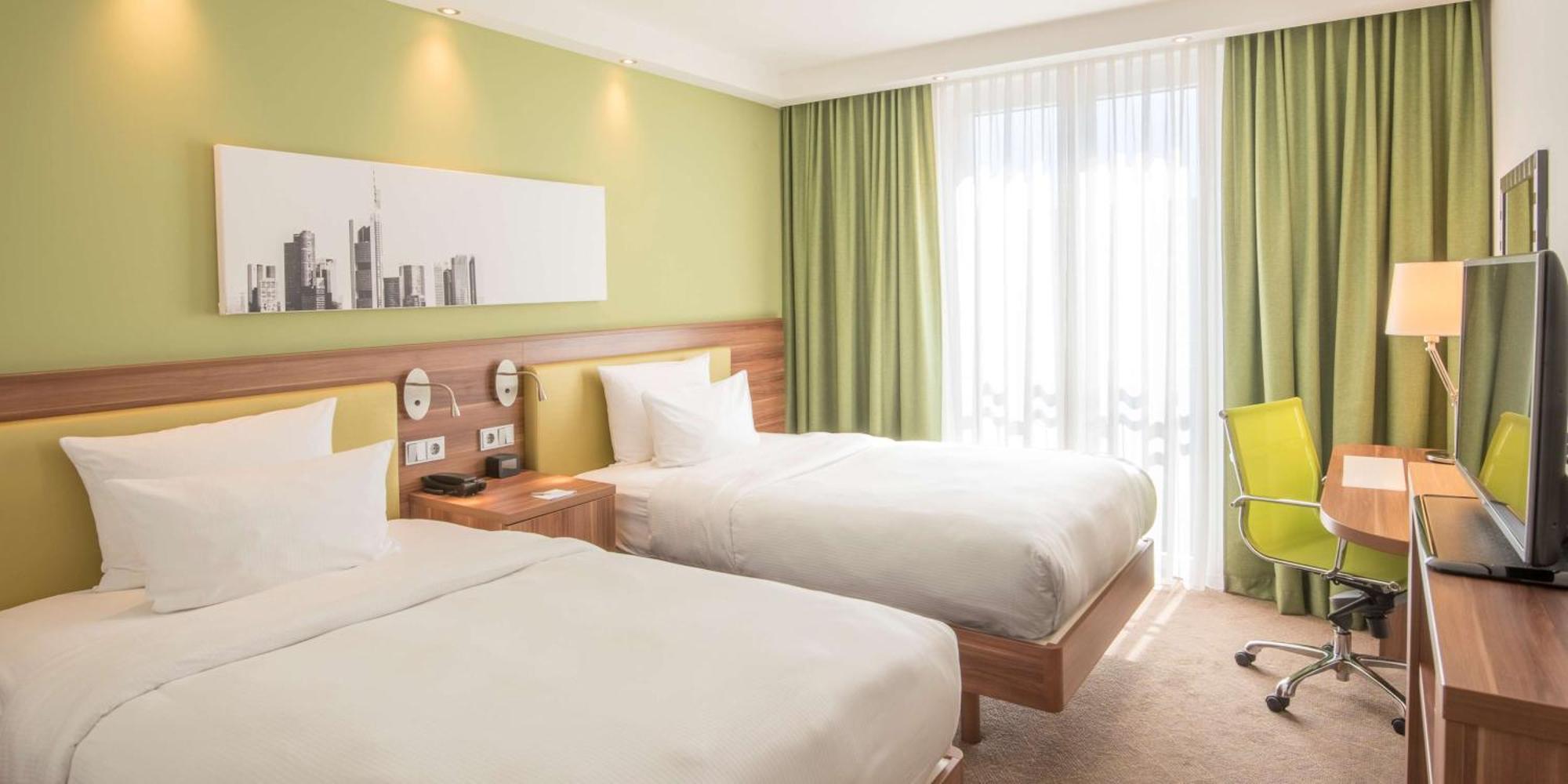 Hampton By Hilton Nuernberg City Center Exterior photo