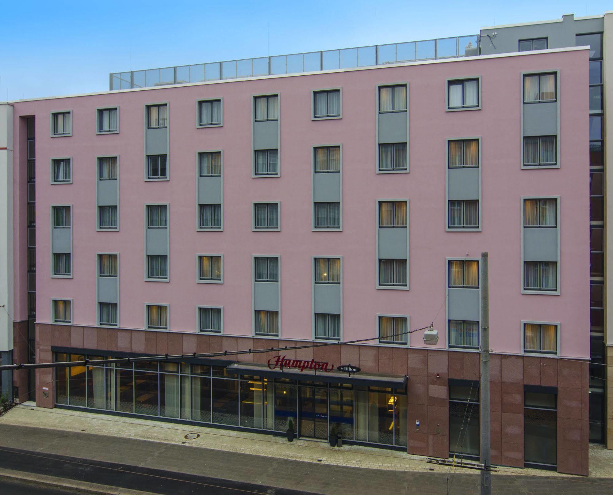 Hampton By Hilton Nuernberg City Center Exterior photo